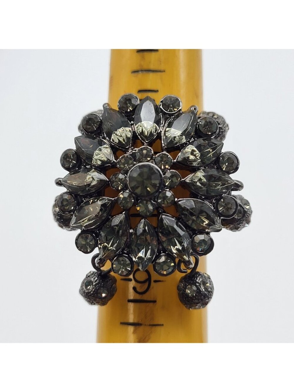 Loulou De La Falaise Cocktail Ring Size 8 rhinestone bold sexy in box